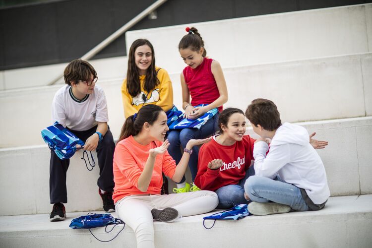 Preços baixos em Snakes & Ladders Jogos tradicionais e de